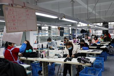 工厂开到家门口 就业顾家两不愁