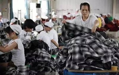 从身无分文的制衣厂打工妹到拼出来的女老板：一部奋斗与梦想的传奇