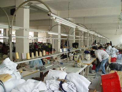 南昌市兴隆制衣 精工细作，品质为先